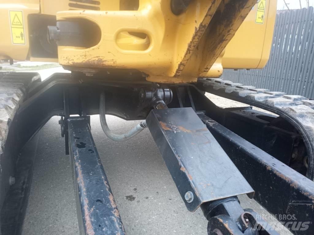 CAT 303 E CR حفارات زحافة