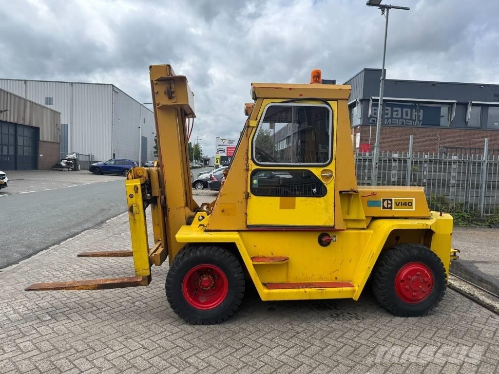 CAT V 140 شاحنات الديزل