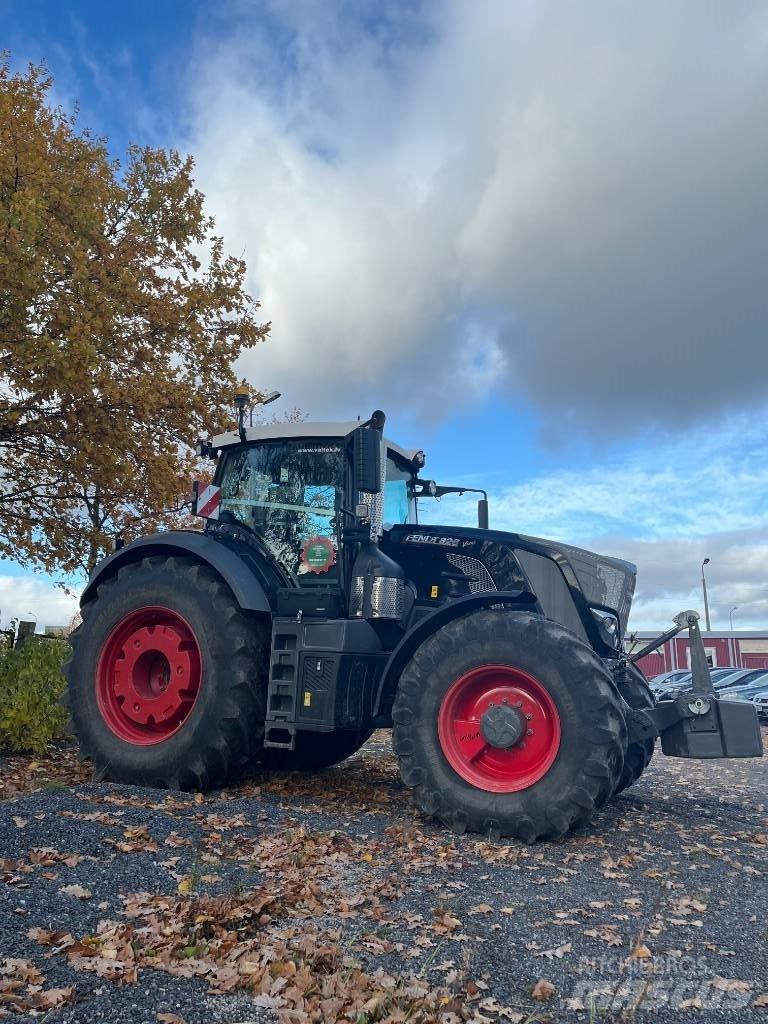 Fendt 828 Vario الجرارات