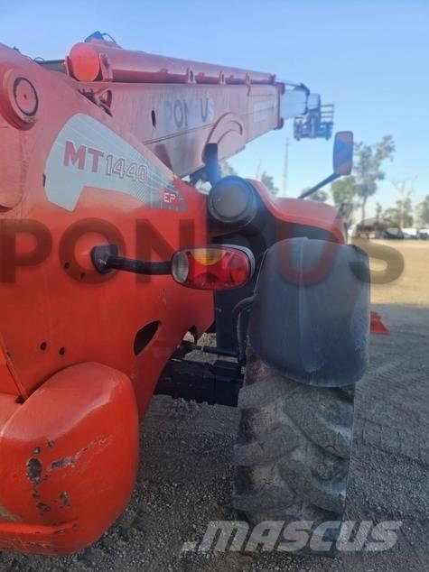 Manitou MT 1440 EP مناولات متداخلة