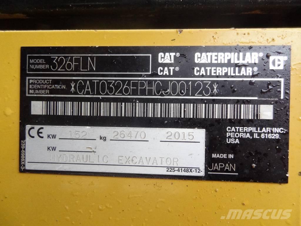 CAT 326 F حفارات زحافة