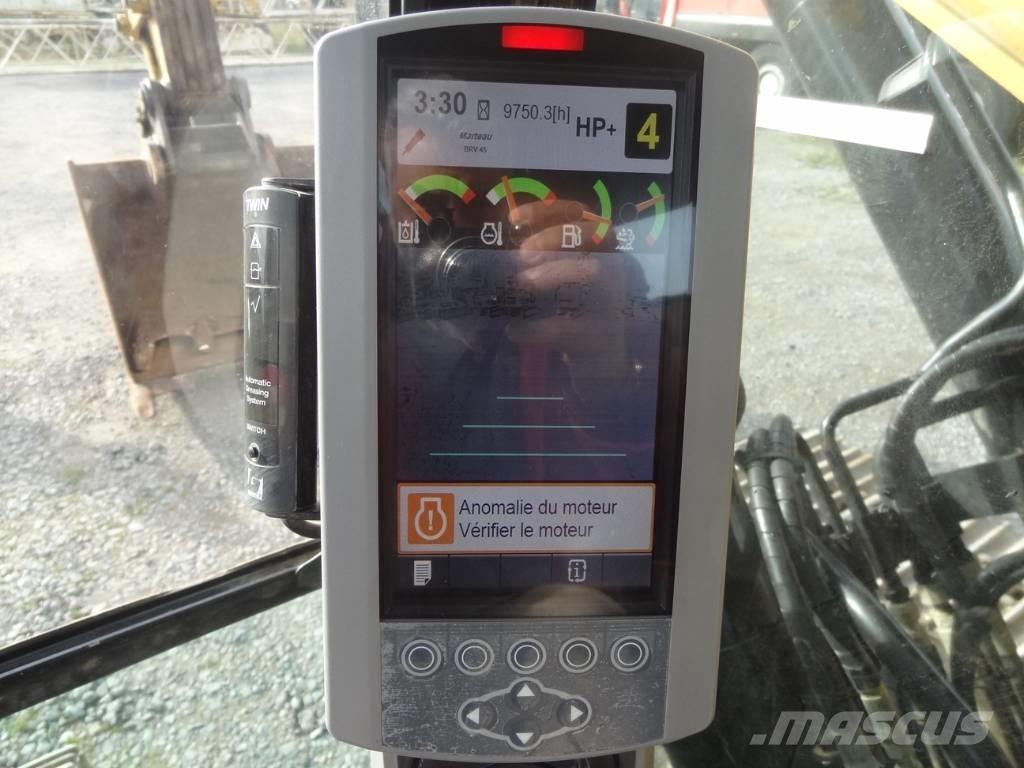 CAT 326 F حفارات زحافة