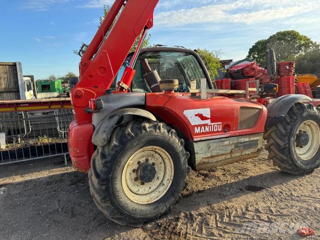 Manitou MT 1033 مناولات متداخلة