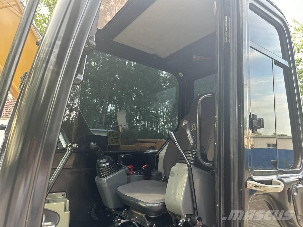 CAT 307E2 حفارات زحافة