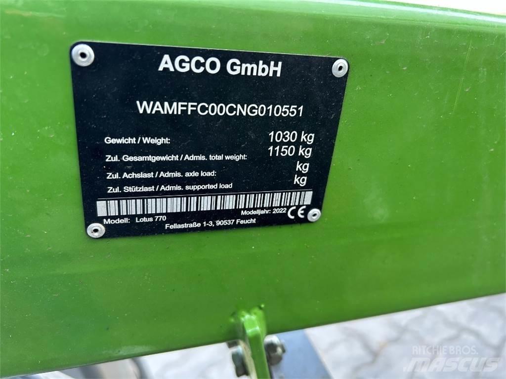Fendt Lotus 770 مكابس وميبسات التبن