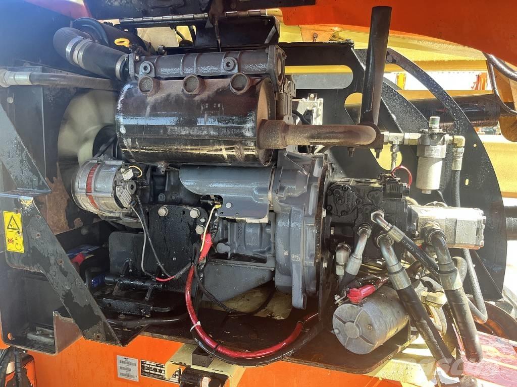 JLG 450 AJ II رافعات سلة مفصلية