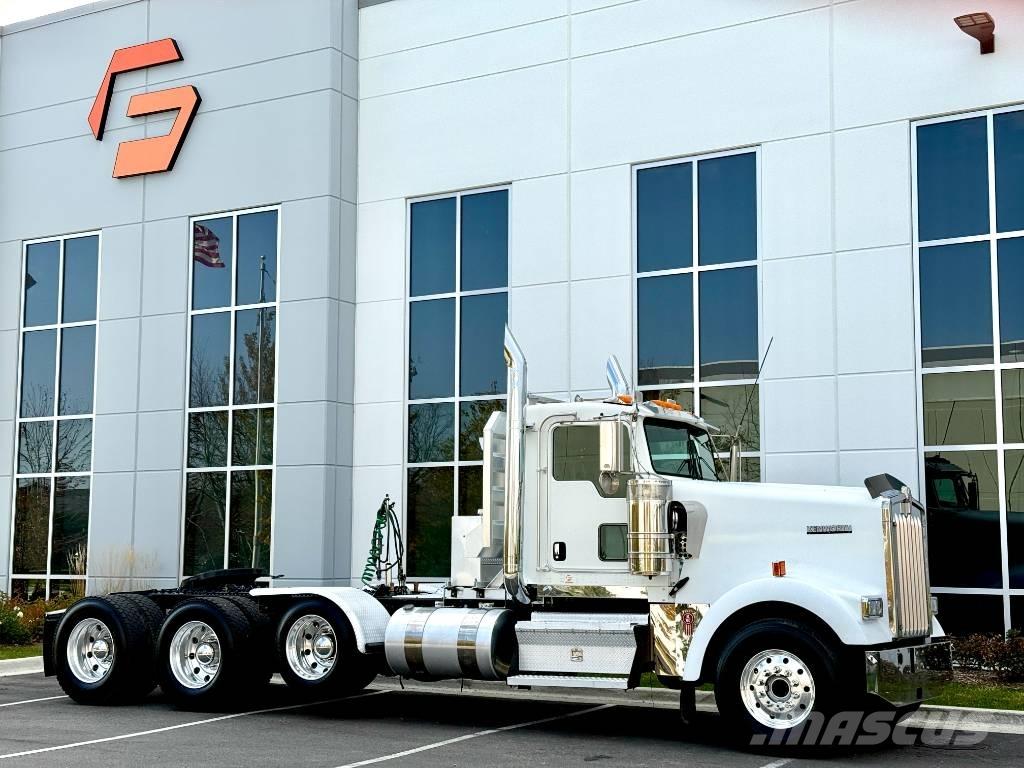 Kenworth W 900 وحدات الجر
