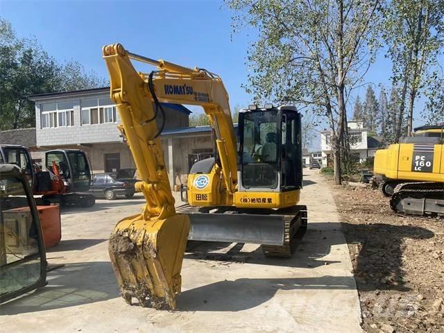 Komatsu pc78us حفارات زحافة