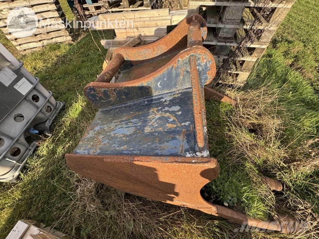 Komatsu PC 120-5K حفارات زحافة