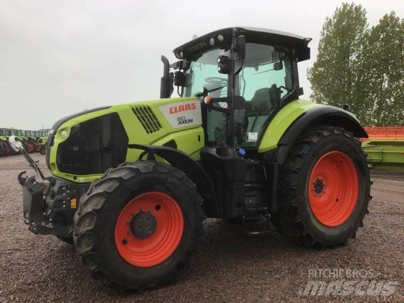 CLAAS AXION 810 الجرارات