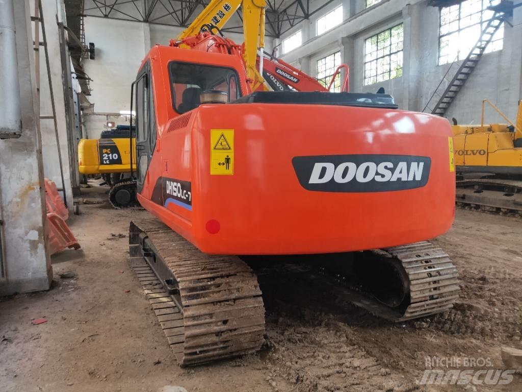 Doosan DH 150 LC-7 حفارات زحافة