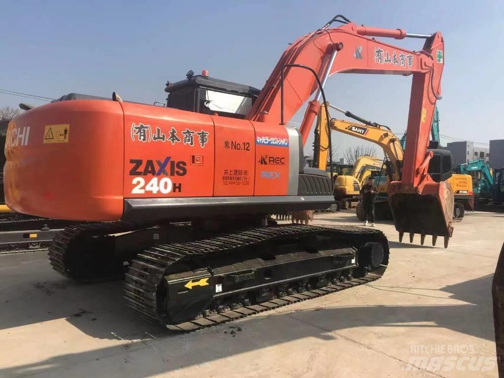 Hitachi 240-3 حفارات زحافة