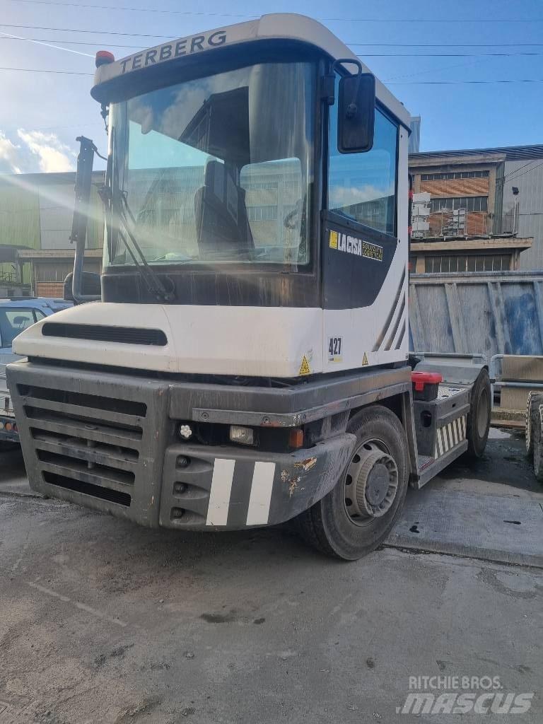 Terberg RT283 جرارات صالات المطارات