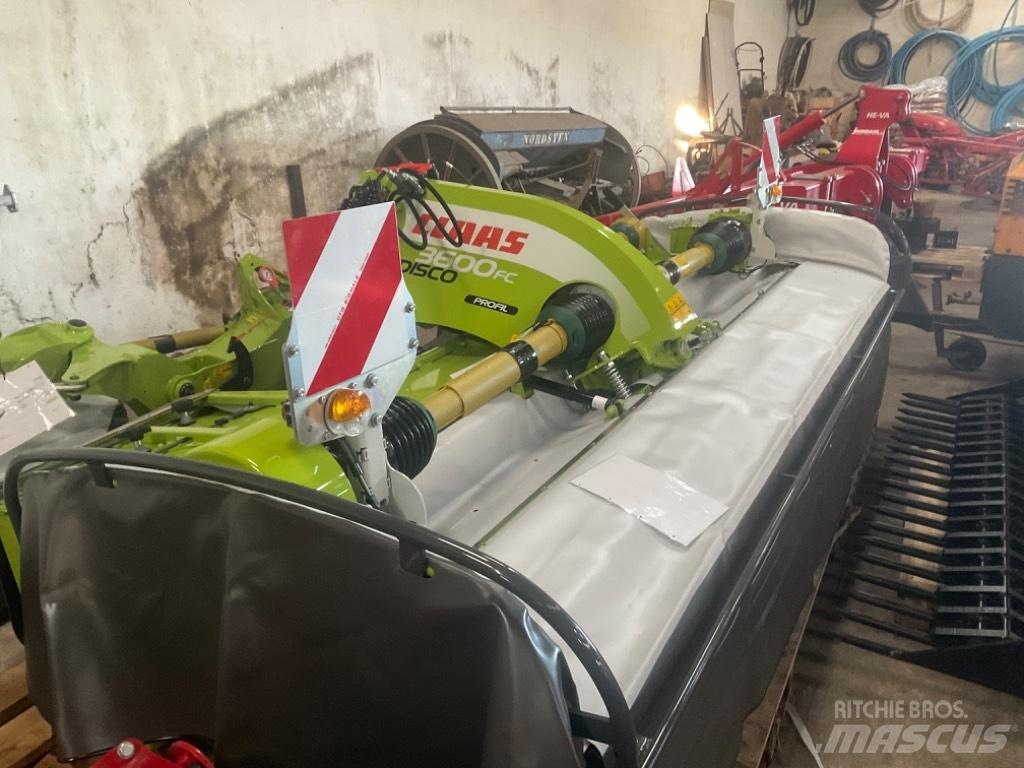 CLAAS Disco 3600 FC جزازات وأغطية المراعي