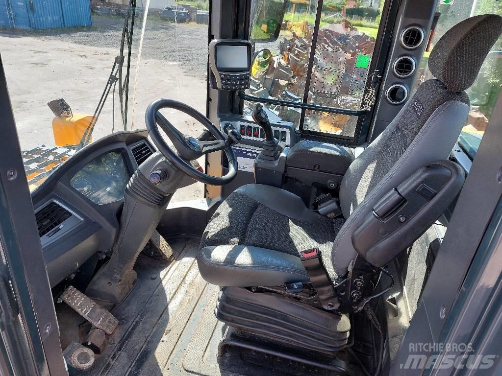 Hyundai HL 960 لوادر بعجل