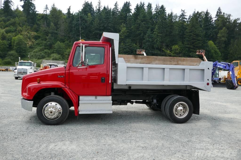 Freightliner FL 70 شاحنات قلابة
