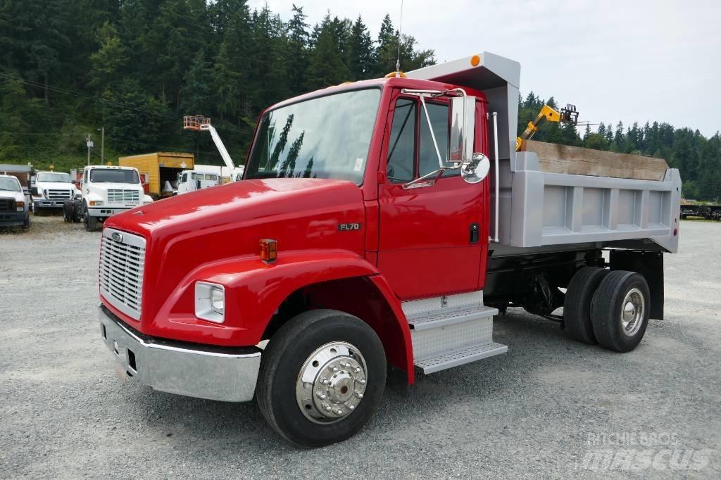 Freightliner FL 70 شاحنات قلابة