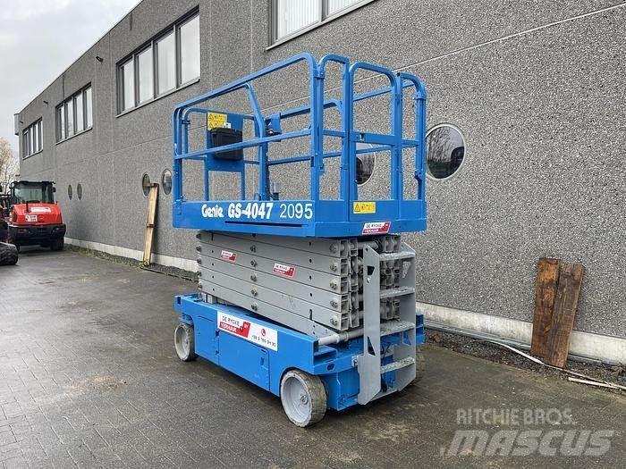 Genie GS4047 رافعات ومنصات أخرى
