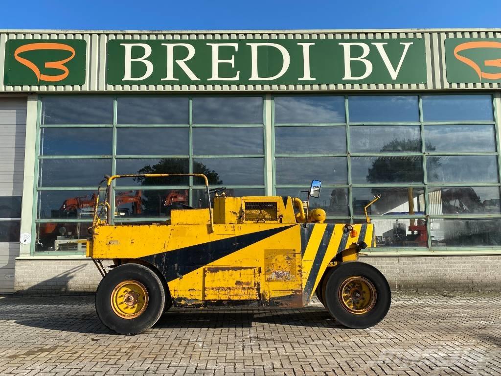 Clark Equipment الإطارات والعجلات والحافات