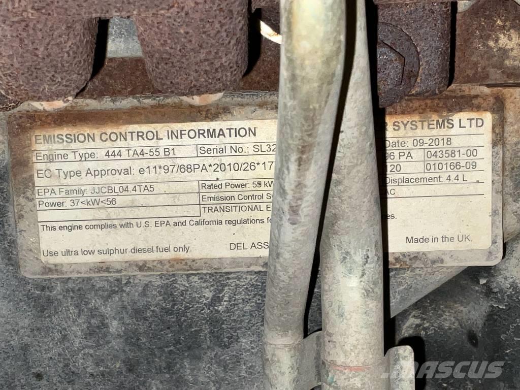 JCB 3 CX 14 LF WM لوادر ذات جرافات عكسية