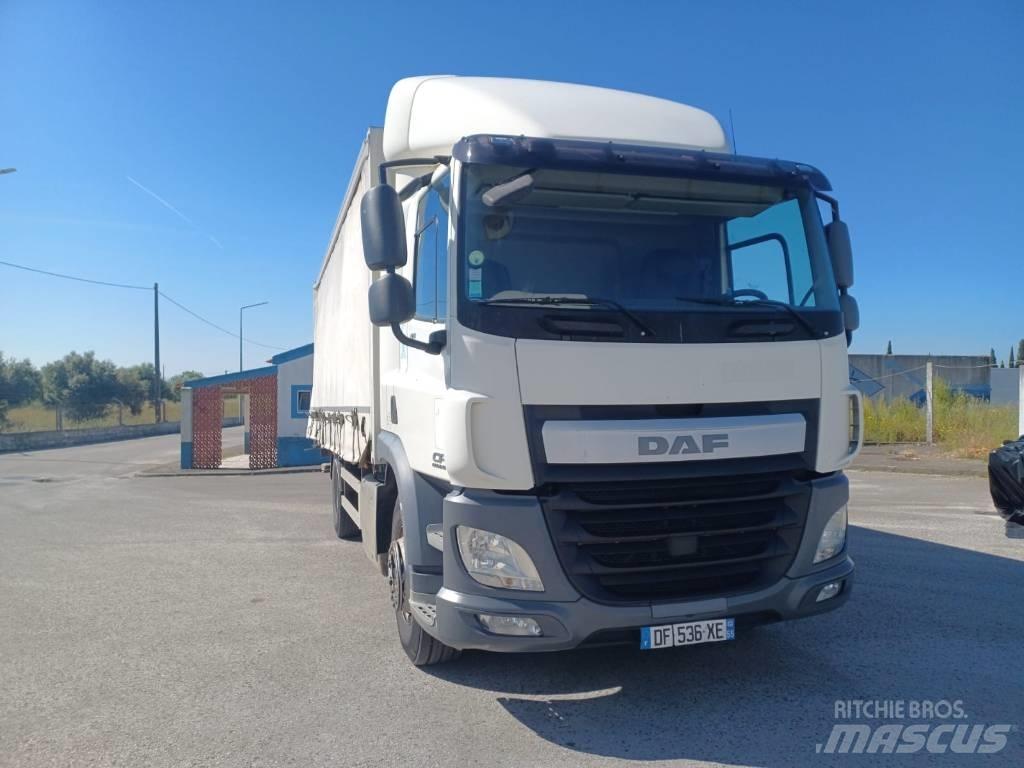 DAF CF 400 شاحنات بغطاء جانبي
