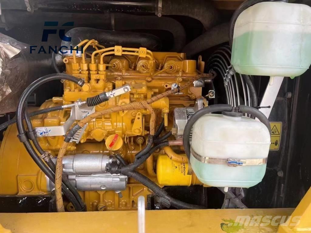 CAT 307 حفارات زحافة