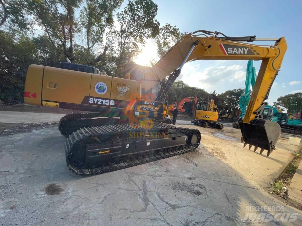 Sany SY 215 C حفارات زحافة