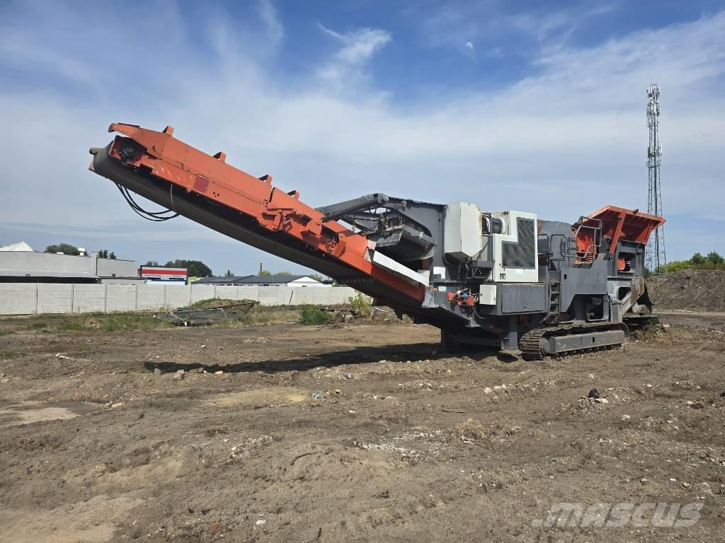 Sandvik QJ 341 الكسارات المتنقلة