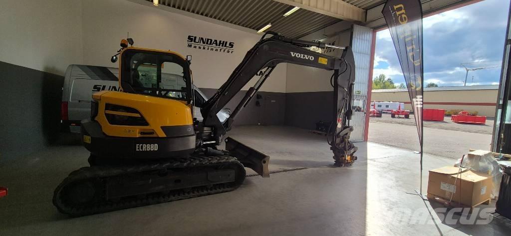 Volvo ECR 88 D حفارات وسط 7 طن - 12 طن