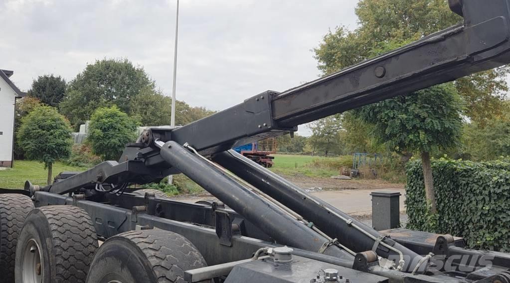 Pronar T386 مقطورات قلابة