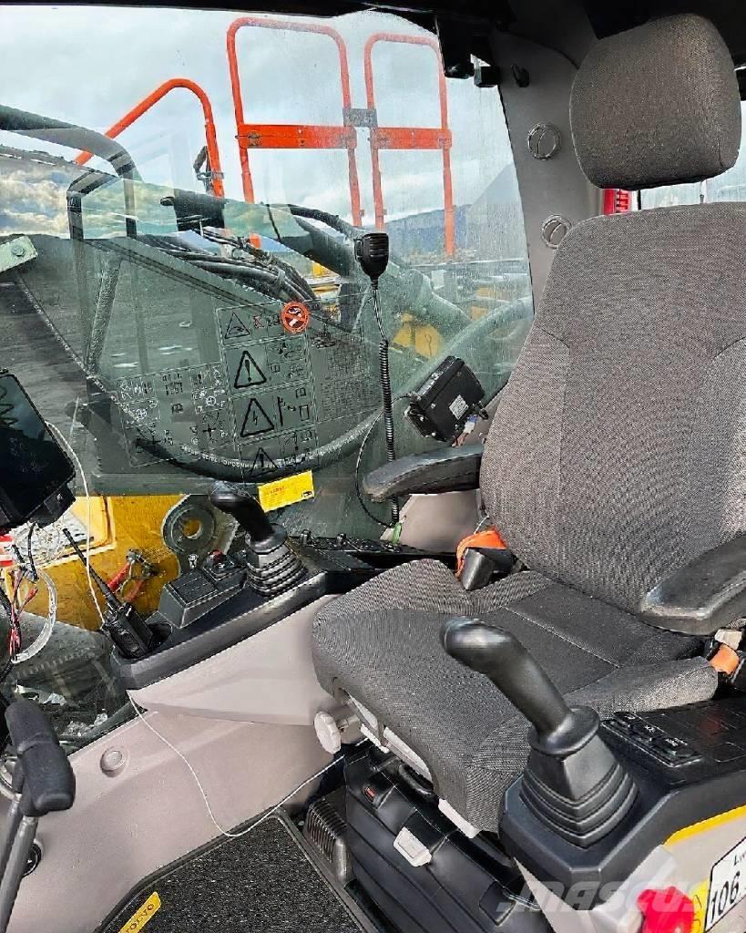 Volvo EC 480 E L حفارات زحافة