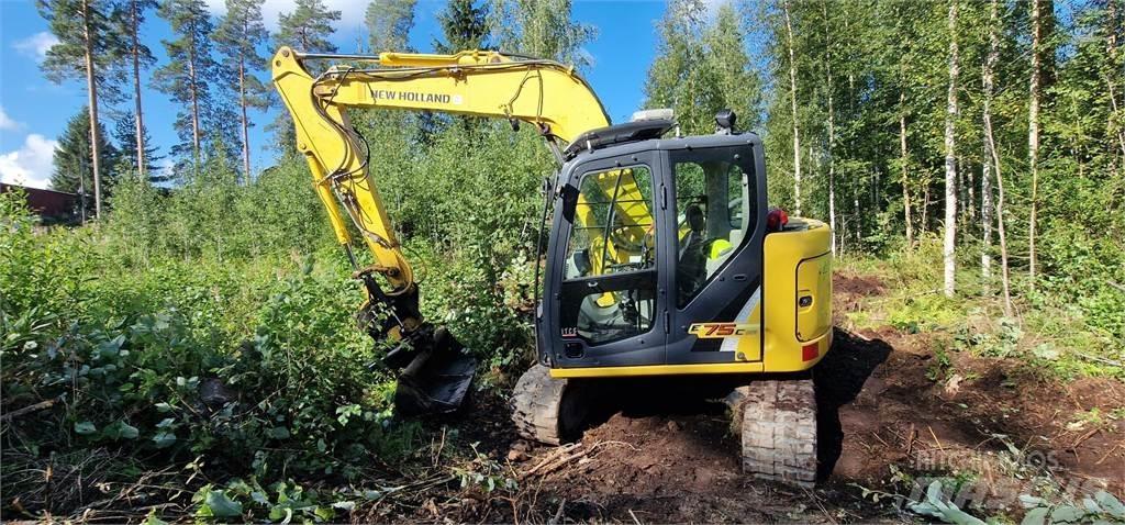 New Holland E75CSR حفارات زحافة