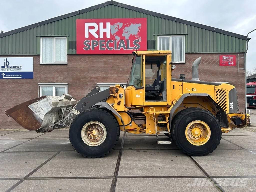 Volvo L60E لوادر بعجل
