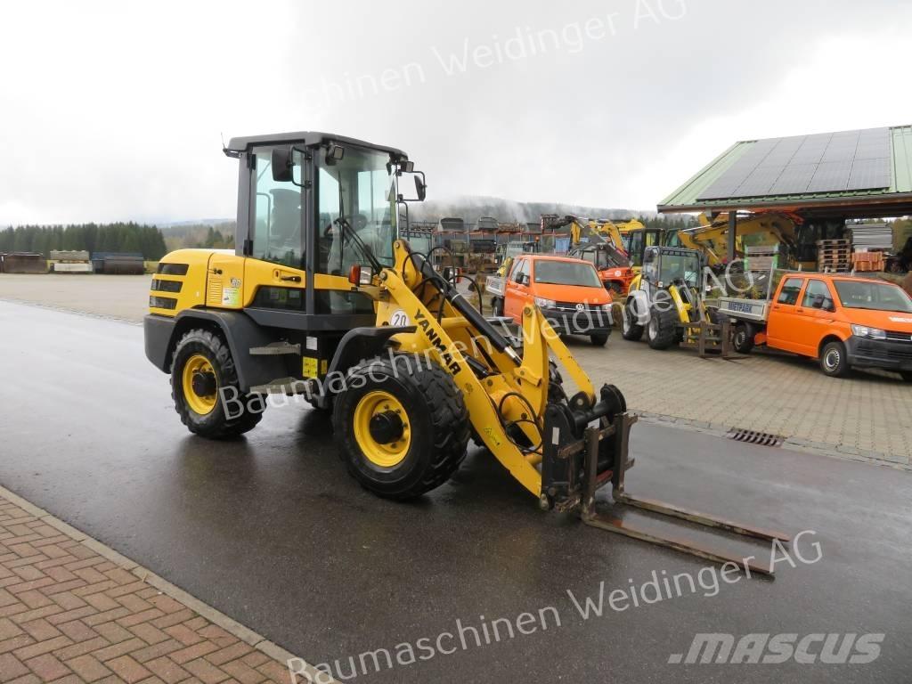 Yanmar V 80 لوادر بعجل
