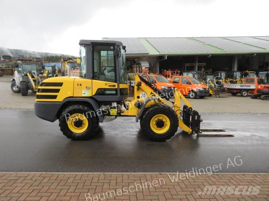 Yanmar V 80 لوادر بعجل