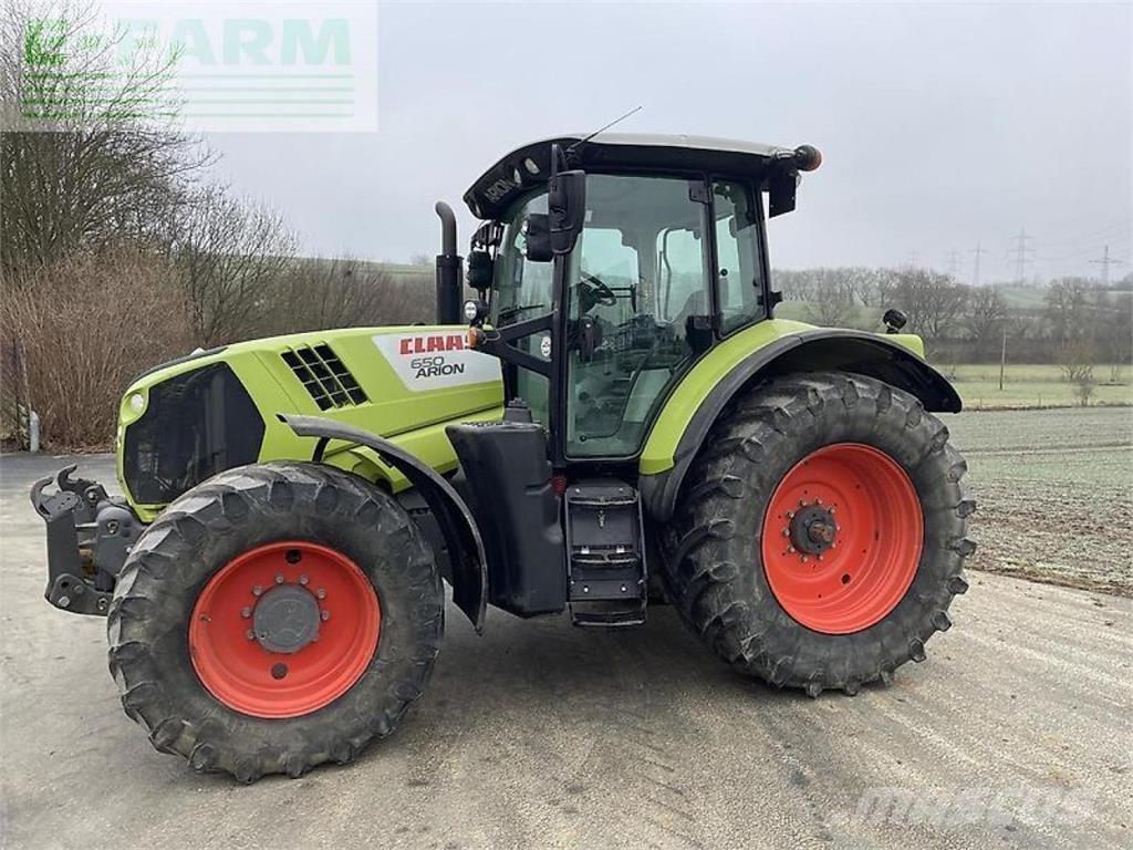 CLAAS arion 650 الجرارات