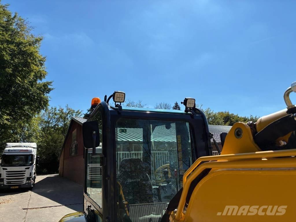 Komatsu PC26MR-5 حفارات صغيرة أقل من 7 طن (حفارات صغيرة)