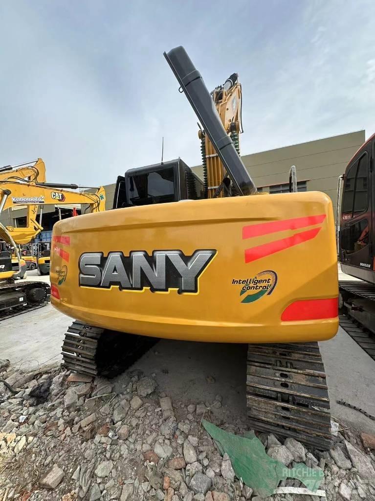Sany 135C حفارات زحافة