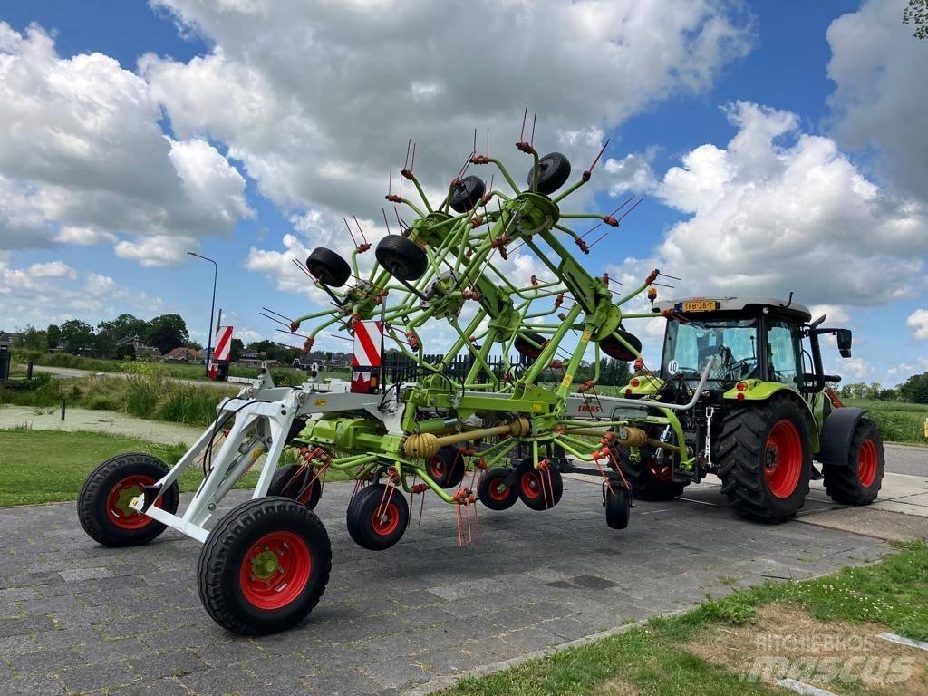 CLAAS Volto 1300 T مكابس وميبسات التبن