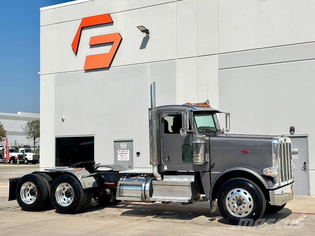 Peterbilt 389 وحدات الجر