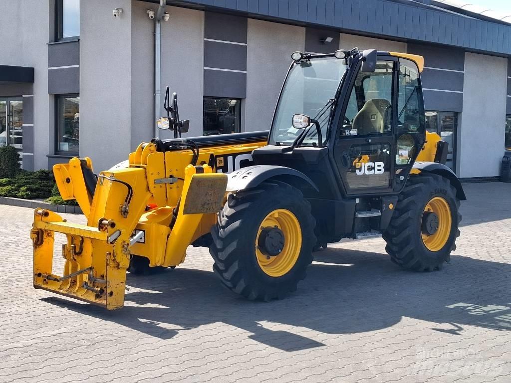 JCB 535-125 Hiviz مناولات متداخلة