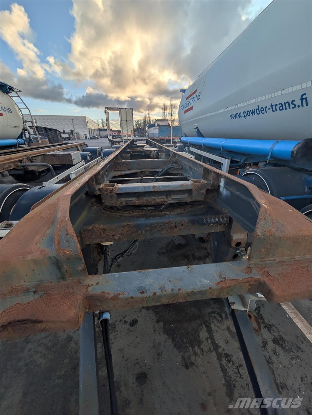 Jyki V31-W0 مقطورات قابلة للفك