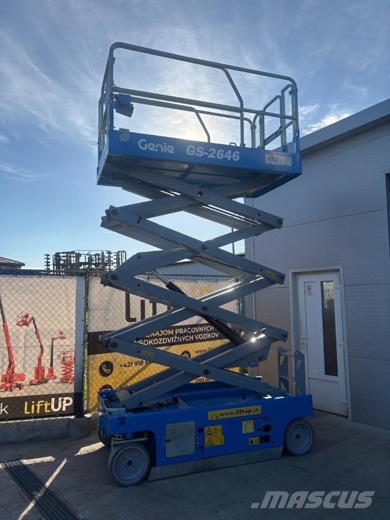 Genie GS 2646 رافعات مقصية الشكل
