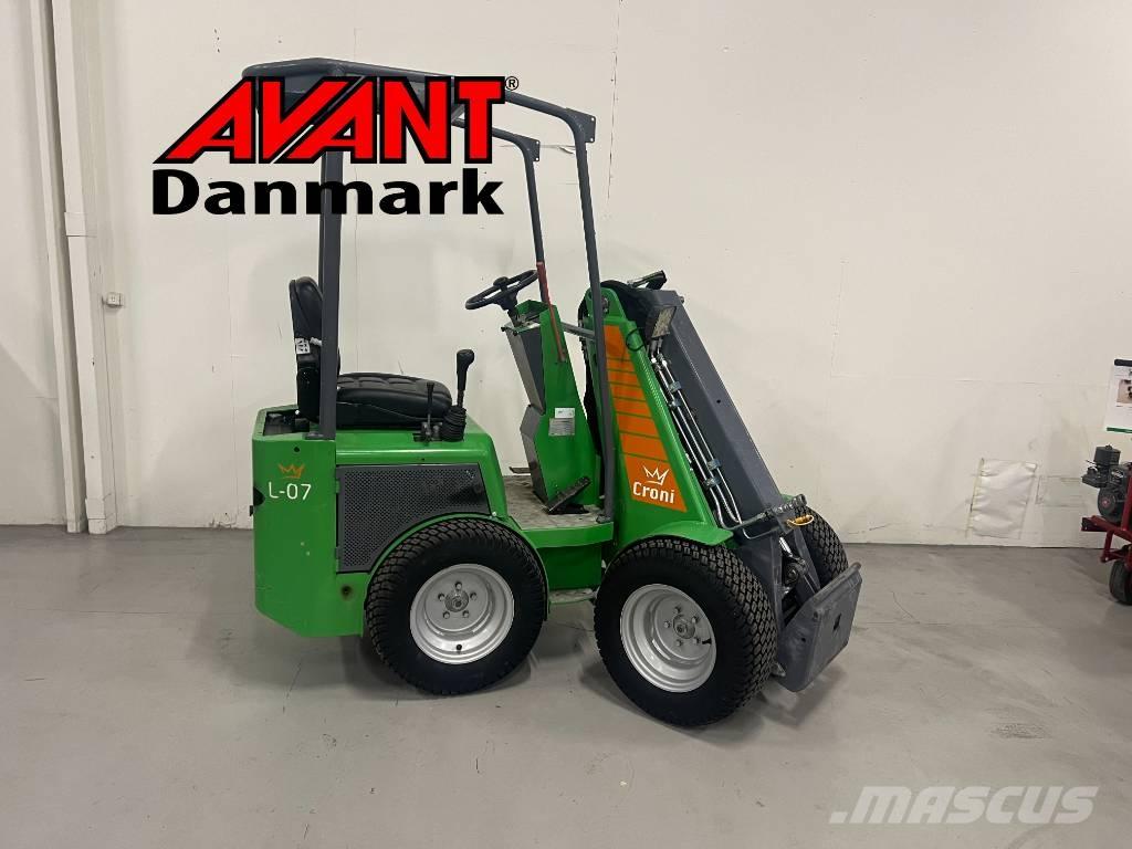 Croni L-07 لوادر صغيرة