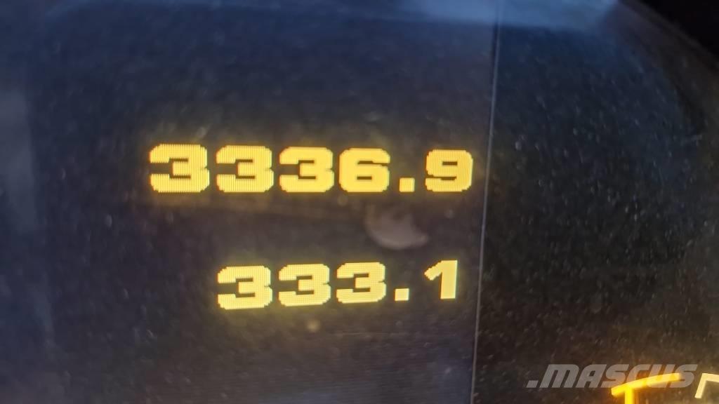 JCB 540-140 مناولات متداخلة