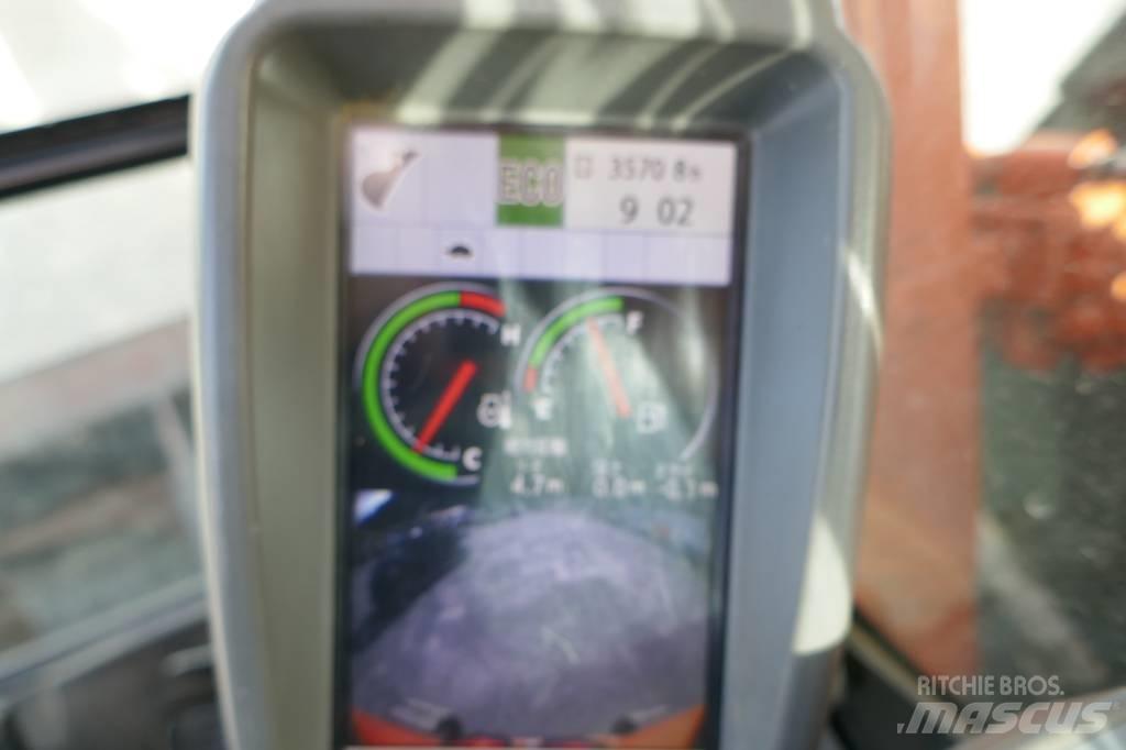 Hitachi zx75ur-5B حفارات زحافة