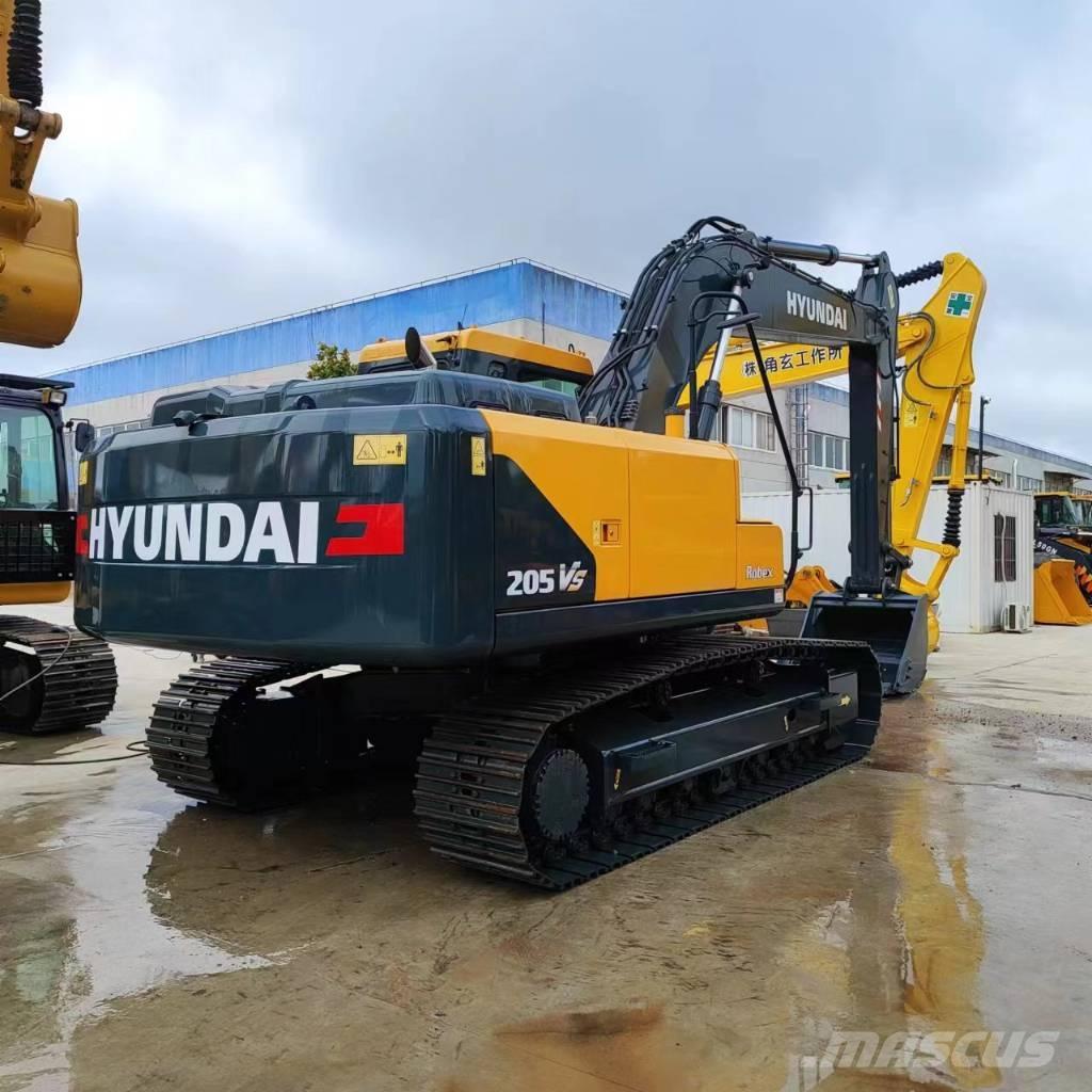 Hyundai R205VSN حفارات زحافة