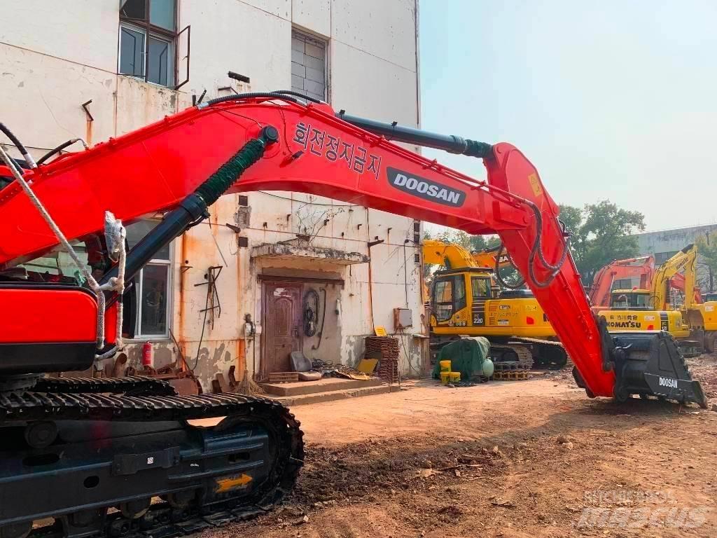 Doosan DX 340 LCA حفارات زحافة