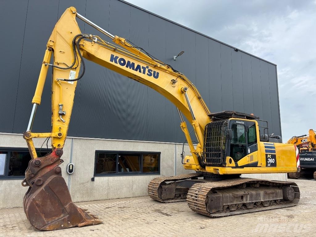 Komatsu PC 360 LC-10 حفارات زحافة