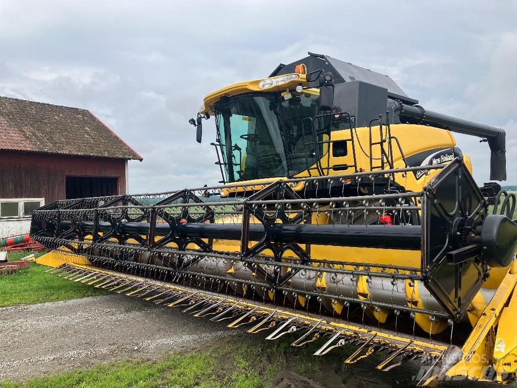 New Holland CR 980 حصادات